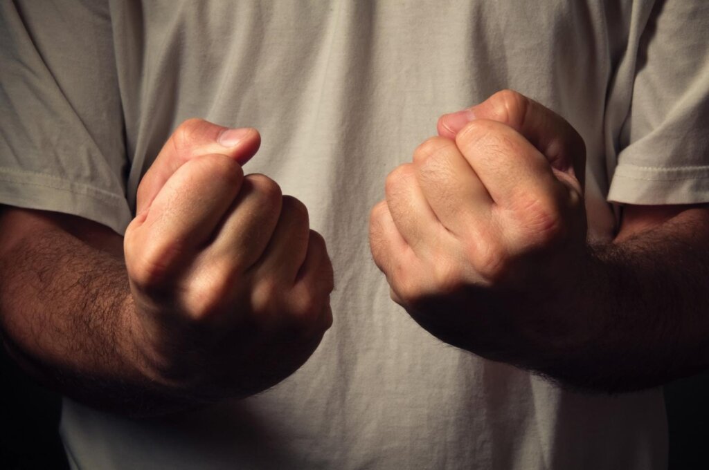 Житель Ржева нанес удары беспомощной тёще