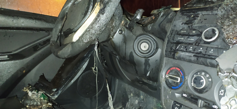 В Твери полицейские задержали подозреваемого в поджоге трёх машин в Химинституте