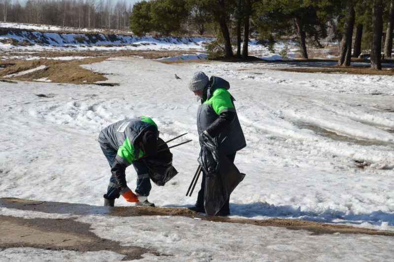 По борьбе с навалами мусора в тверских рощах проходят рейды