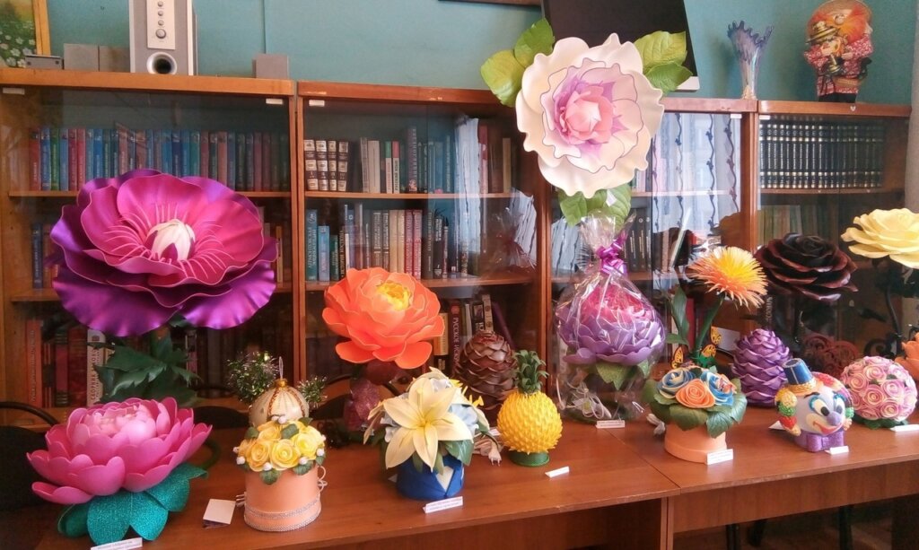 Центральная библиотека Западной Двины приглашает на выставки Центральная библиотека Западной Двины приглашает на выставки