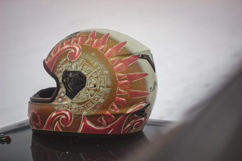 В тверской деревне укатали поздний снег гонщики автокросса