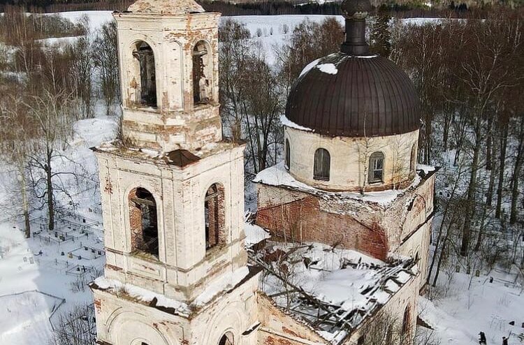 Исследовать заброшенных мест сфотографировал церковь в Тверской области