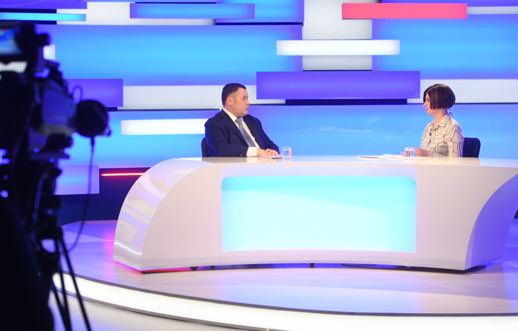 Конаковскую ЦРБ ожидает капитальный ремонт Благоустройство, медицина и мифы о "Спутнике": о чем говорил Игорь Руденя в прямом эфире