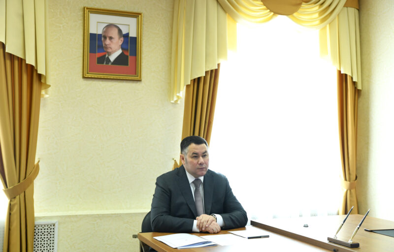Губернатор Игорь Руденя провел личный прием граждан