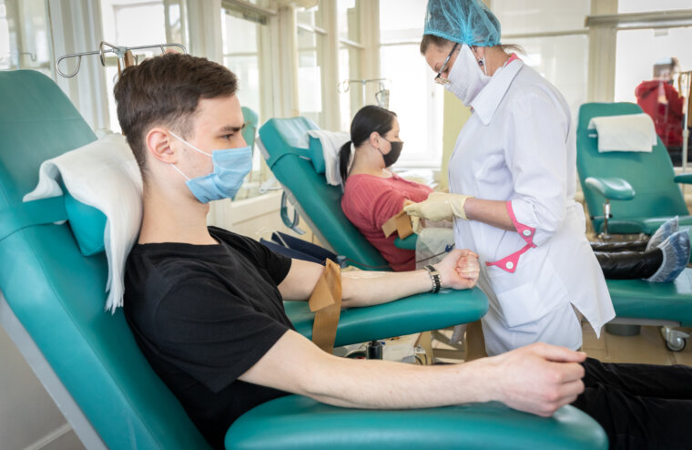 "День Донора" студенты ТвГТУ провели на станции переливания крови