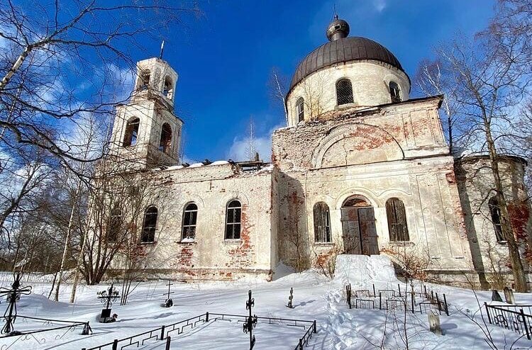 Исследовать заброшенных мест сфотографировал церковь в Тверской области
