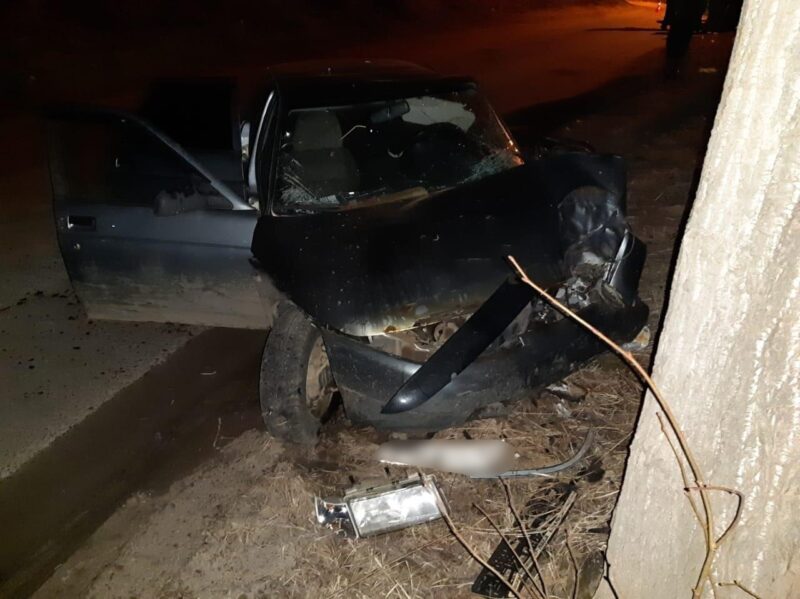 В Торжке не пристегнутый водитель получил тяжелые травмы в аварии В Торжке не пристегнутый водитель получил тяжелые травмы в аварии