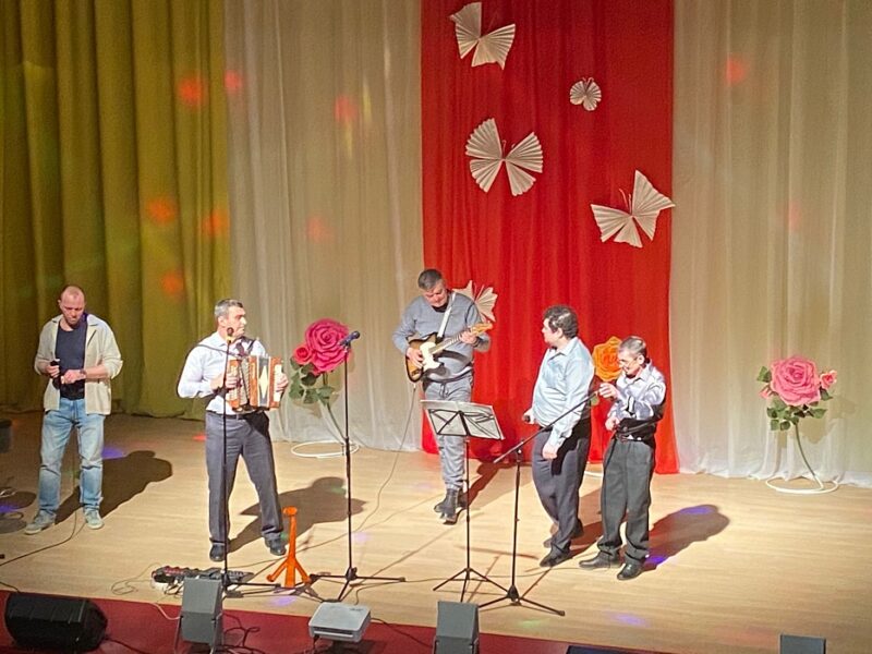 Мужчины Конаковского района изложили свои мысли в песнях для женщин