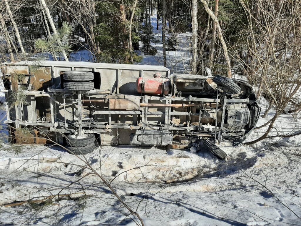 Прилег отдохнуть: в Тверской области нашли бесхозный фургон Прилег отдохнуть: в Тверской области нашли бесхозный фургон