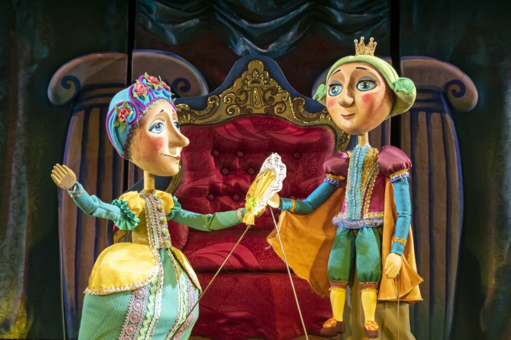 Тверской театр кукол покажет сказку о Принцессе и Свинопасе Тверской театр кукол покажет сказку о Принцессе и Свинопасе