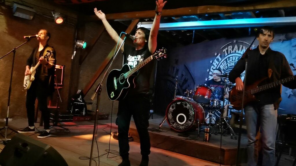 В Твери хиты группы "Кино" прозвучат от коллектива "Игра" В Твери хиты группы "Кино" прозвучат от коллектива "Игра"