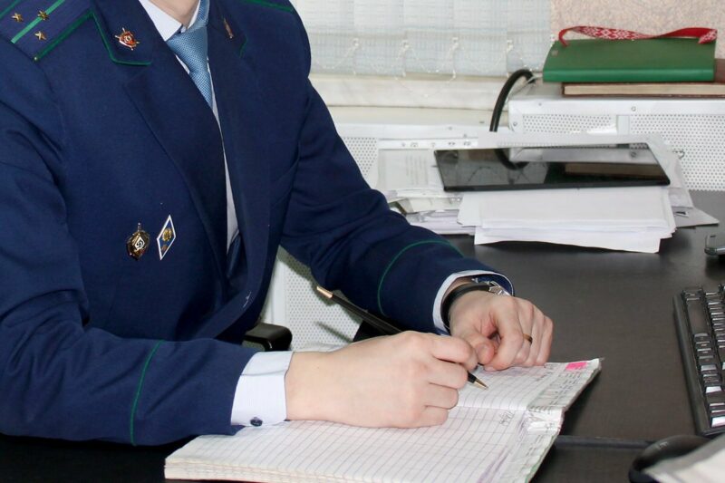 Тверской магазин продавал алкогольные напитки с нарушением требований и попал на штраф в 76 тысяч рублей В Тверской области мужчина заплатит штраф из-за жалоб соседки на музыку и оскорбления