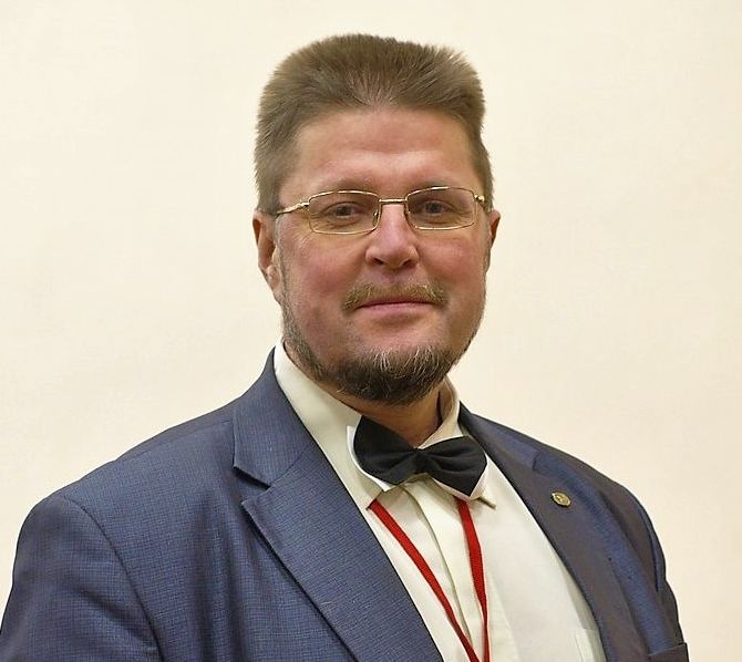 Андрей Зиновьев: форум муниципальных образований – важная составляющая демократического управления Андрей Зиновьев: важно поддержать бизнес всеми доступными способами