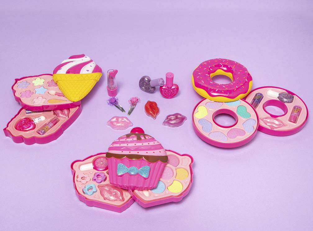 Тюльпаны по 1 рублю и не только: что приготовил «Галамарт» к 8 марта