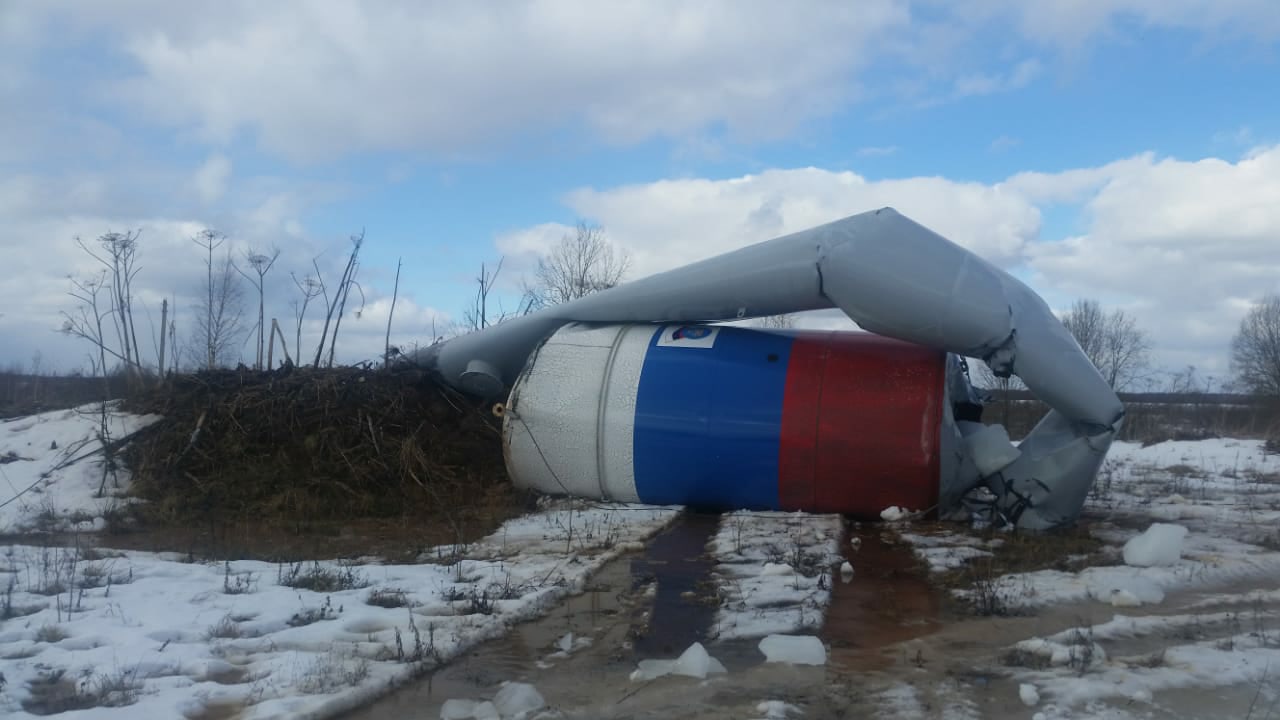 И вновь падение: в Тверской области упала водонапорная башня И вновь падение: в Тверской области упала водонапорная башня