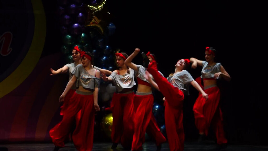 В Твери на "Параде планет" выступили участники из Москвы и Подмосковья В Твери на "Параде планет" выступили участники из Москвы и Подмосковья