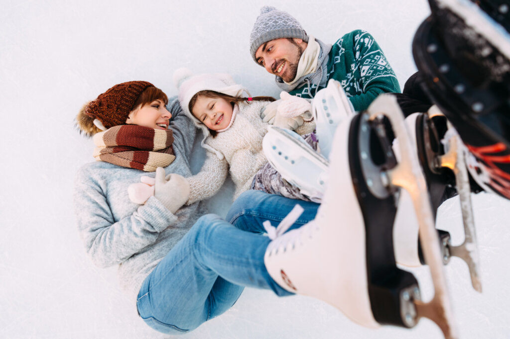 Весне дорогу, но коньки на ногу: жителей Твери ждут на массовые катания на коньках