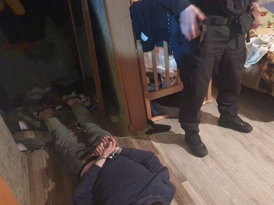 В Твери накрыли наркопритон В Твери накрыли наркопритон