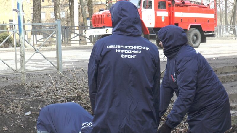 В Бологовском районе навели порядок на двух территориях