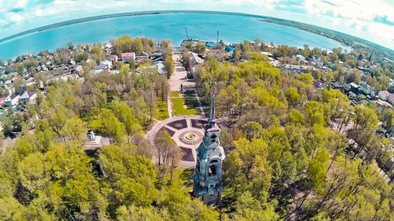 В Осташкове три пешеходные зоны претендуют на благоустройство в 2022 году Осташков вошел в ТОП-10 городов для путешествия с животными