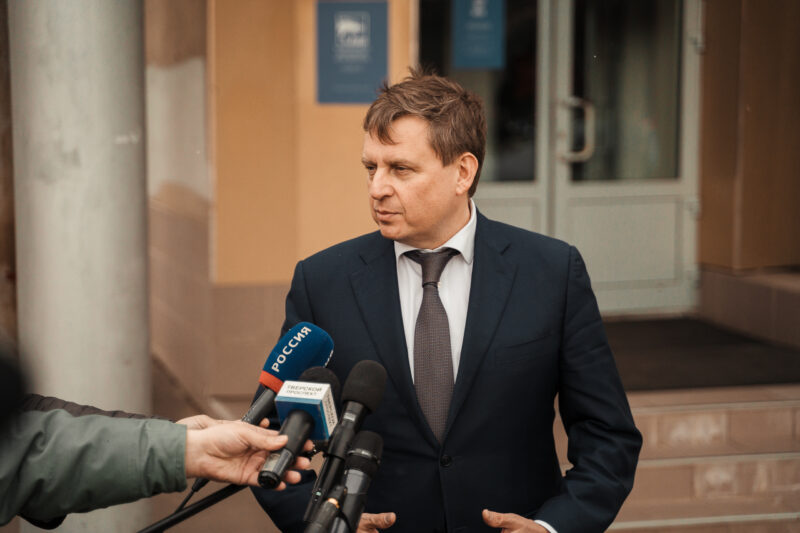 Сенатор Андрей Епишин подал документы на участие в праймериз по выборам в областной парламент