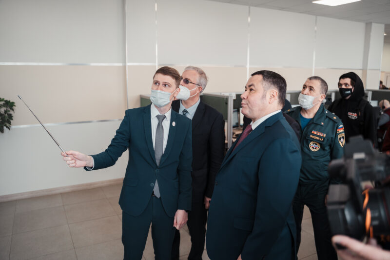 Игорь Руденя обсудил с коллективом Единого диспетчерского центра скорой медицинской помощи развитие службы в Тверской области