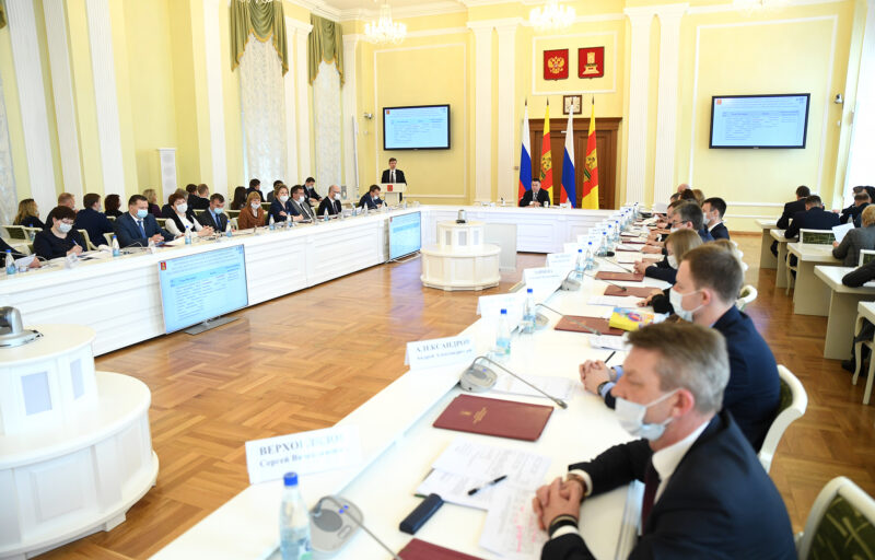 Игорь Руденя определил задачи по выполнению в Тверской области Послания Президента России Владимира Путина