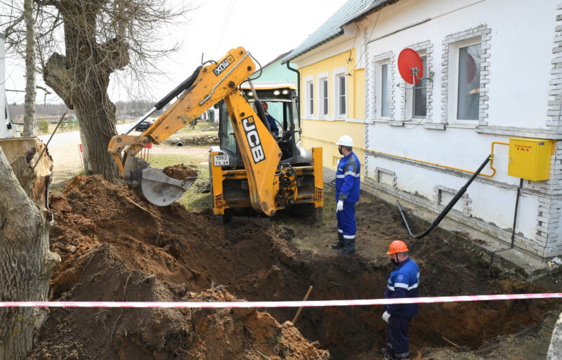 «Единая Россия» обратится к главе государства с предложением бесплатно подключать население к газу