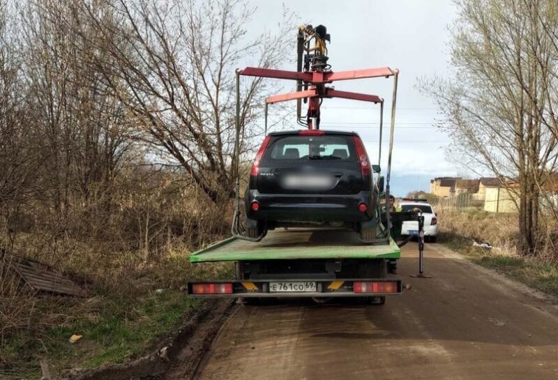 В Калининском районе остановили пьяного водителя В Калининском районе остановили пьяного водителя
