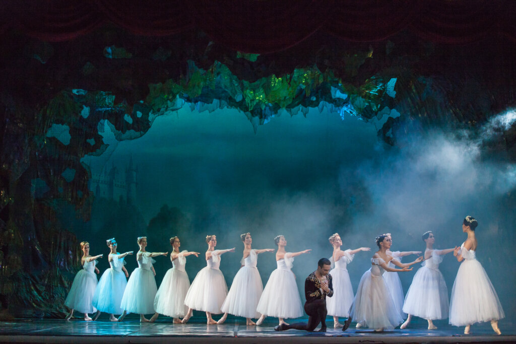 В Твери представят балет "Жизель" В Твери представят балет "Жизель"