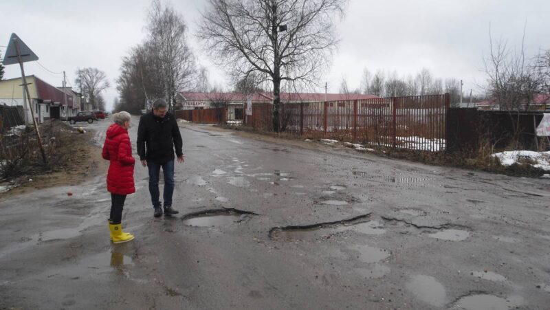 В Калязине провели мониторинг «Дорожного контроля» В Калязине провели мониторинг «Дорожного контроля»