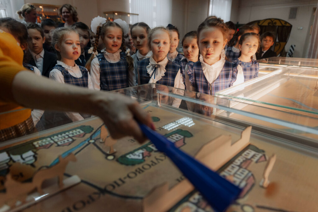 В Тверской области прошла "перезагрузка" школьных экскурсий по пушкинским местам В Тверской области прошла "перезагрузка" школьных экскурсий по пушкинским местам