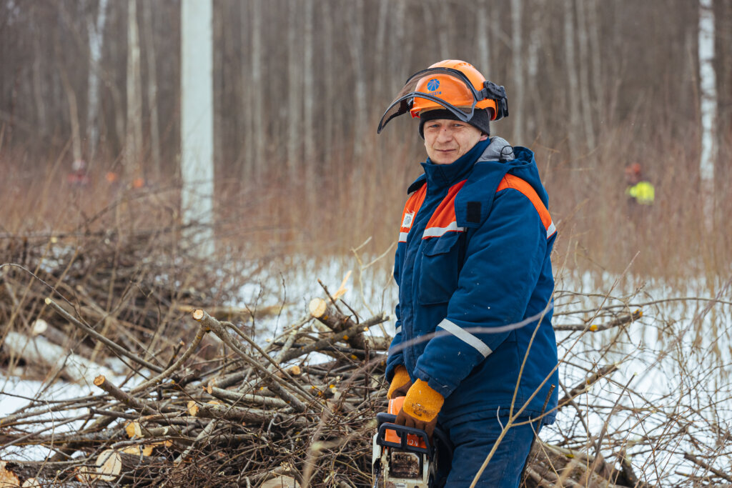 Жители поселка Труженик поблагодарили специалистов Тверьэнерго за качественную работу