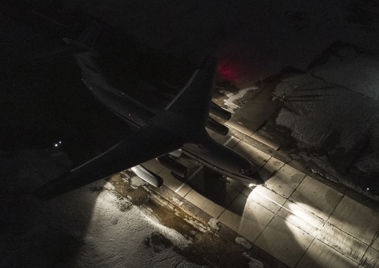 Ночная Тверь встретила молодых лётчиков