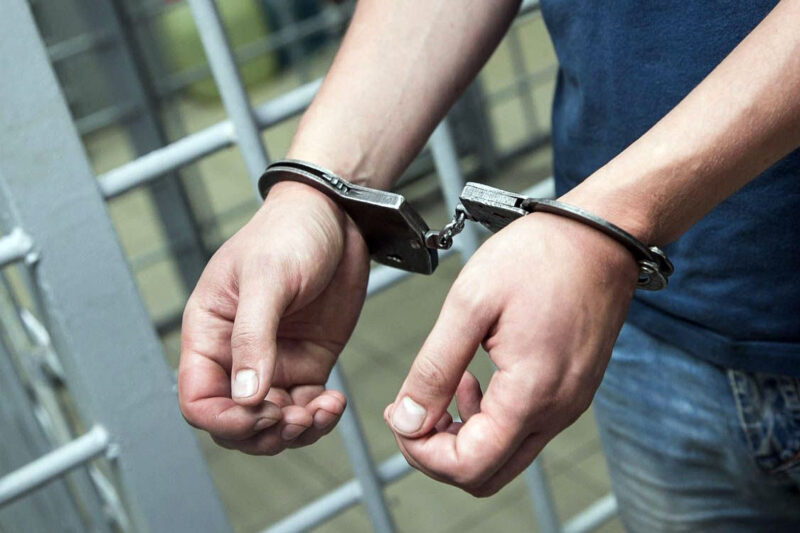 Житель Твери убил собутыльника ножом Житель Твери убил собутыльника ножом