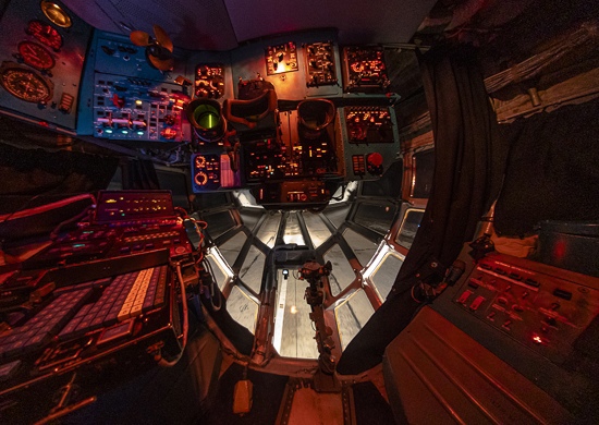 Ночная Тверь встретила молодых лётчиков