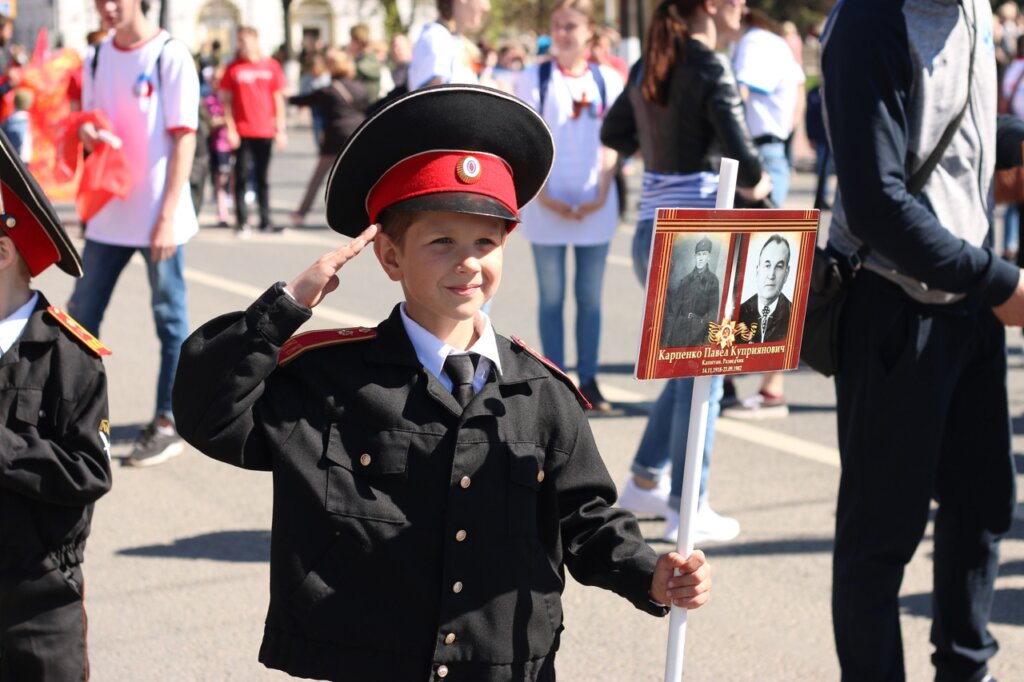 "Бессмертный полк" приглашает поделиться портретами героев войны