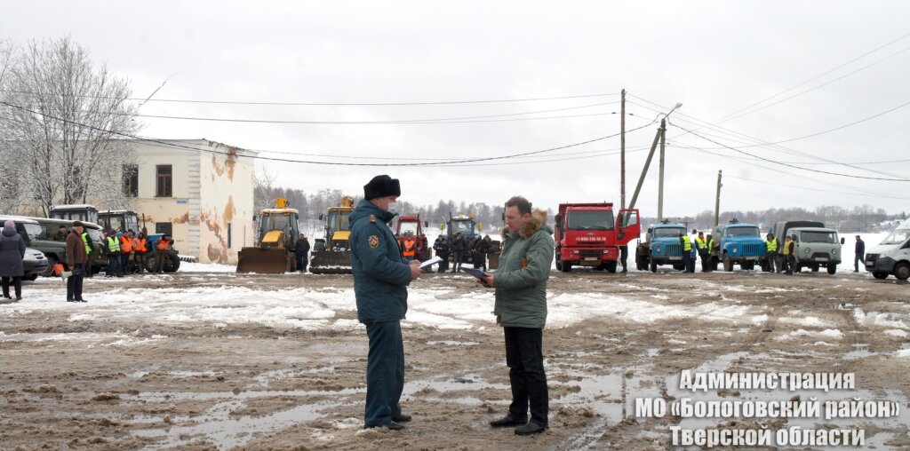 В Бологое прошел смотр техники