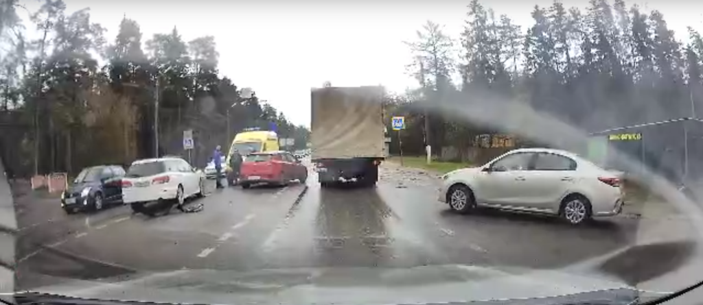 В Заволжском районе Твери произошло ДТП