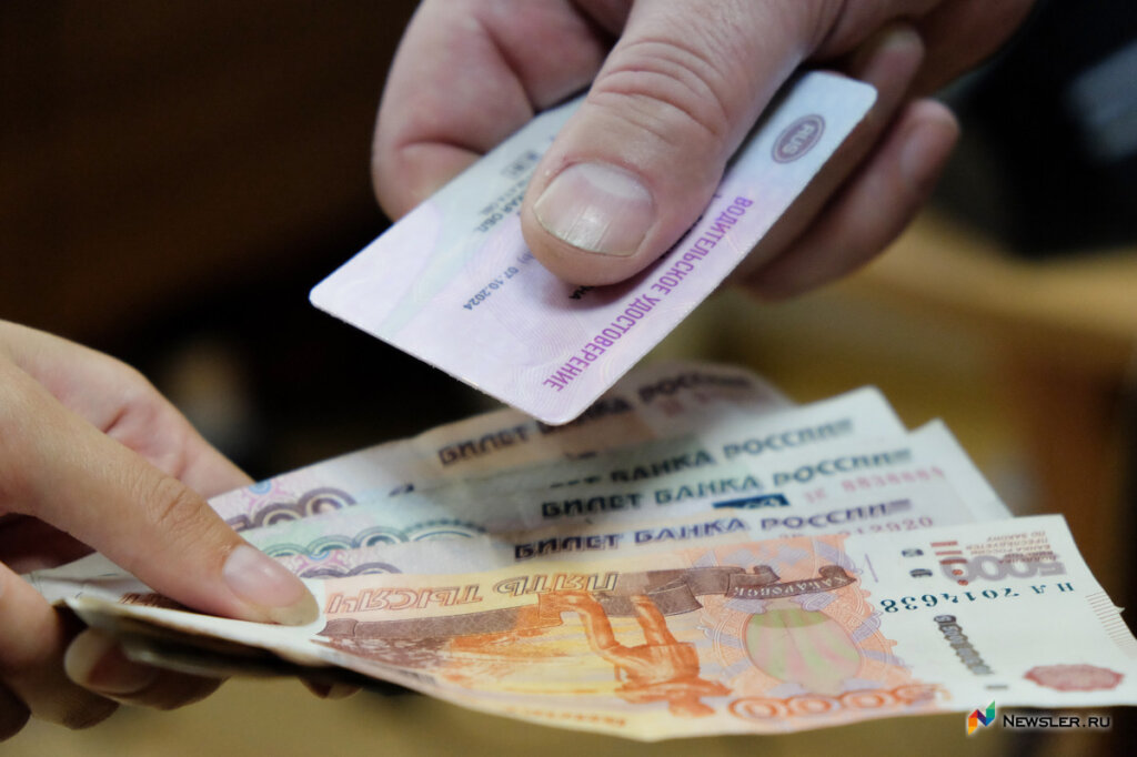 В Тверской области мужчина ездил с поддельными правами