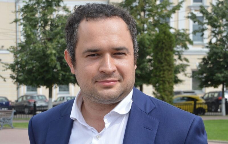 Дмитрий Гуменюк: важно вести сбалансированную бюджетную политику Дмитрий Гуменюк: Владимир Путин сделал из России сильную и независимую державу
