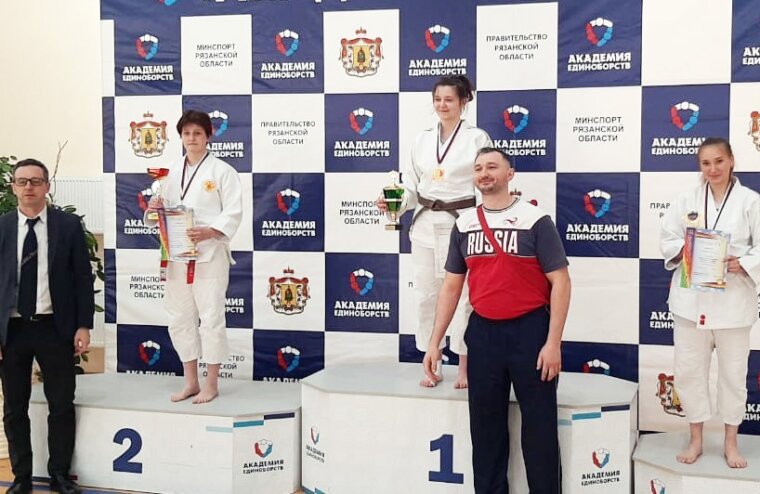 Спортсмены из Тверской области стали призерами в соревнованиях по джиу-джитсу