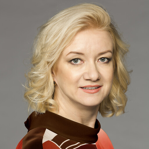 Елена Кузнецова: Большая уборка напоминает, что скоро лето Елена Кузнецова: Большая уборка напоминает, что скоро лето