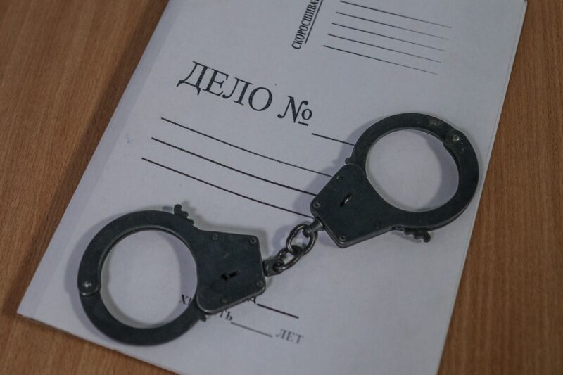 Задержан подозреваемый в краже с банковской карты Двое злоумышленников обкрадывали дачные участки в Тверской области