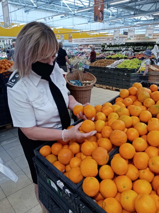 Мониторинг карантинного фитосанитарного состояния продукции провели в Тверских гипермаркетах Мониторинг карантинного фитосанитарного состояния продукции провели в Тверских гипермаркетах