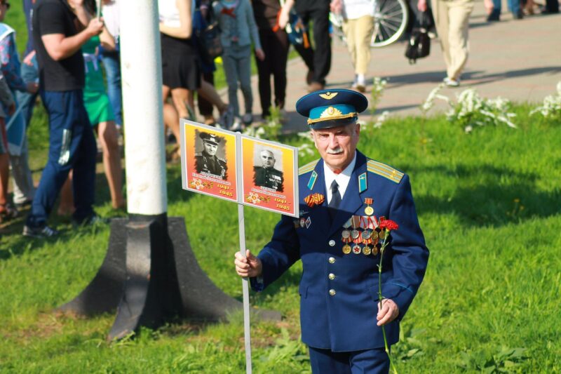 "Бессмертный полк": как проходила самая массовая акция Дня Победы в Твери