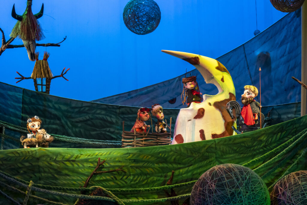 Тверской театр кукол приглашает на спектакль "Хаврошечка" Тверской театр кукол приглашает на спектакль "Хаврошечка"