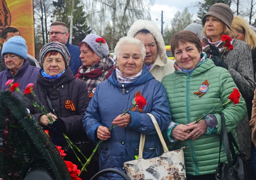 В Конаково провели торжественный митинг по случаю Дня Победы В Конаково провели торжественный митинг по случаю Дня Победы
