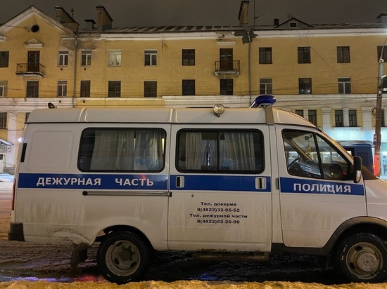 В Тверской области нашли двух пьяных угонщиков В Тверской области нашли двух пьяных угонщиков