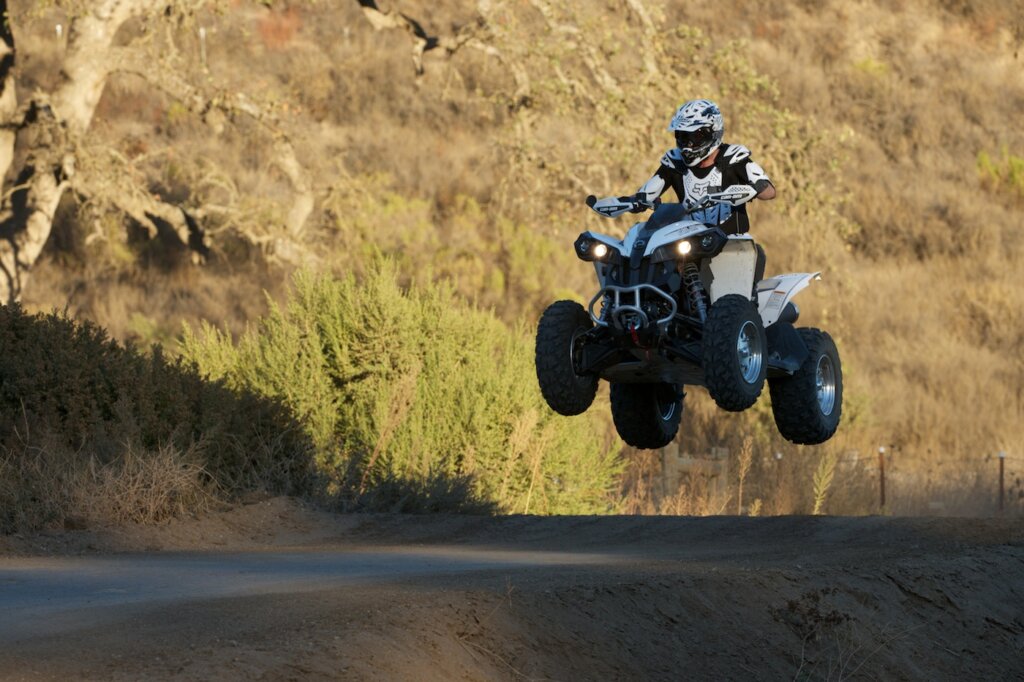 Полиция остановила несовершеннолетнего водителя квадроцикла Полиция остановила несовершеннолетнего водителя квадроцикла